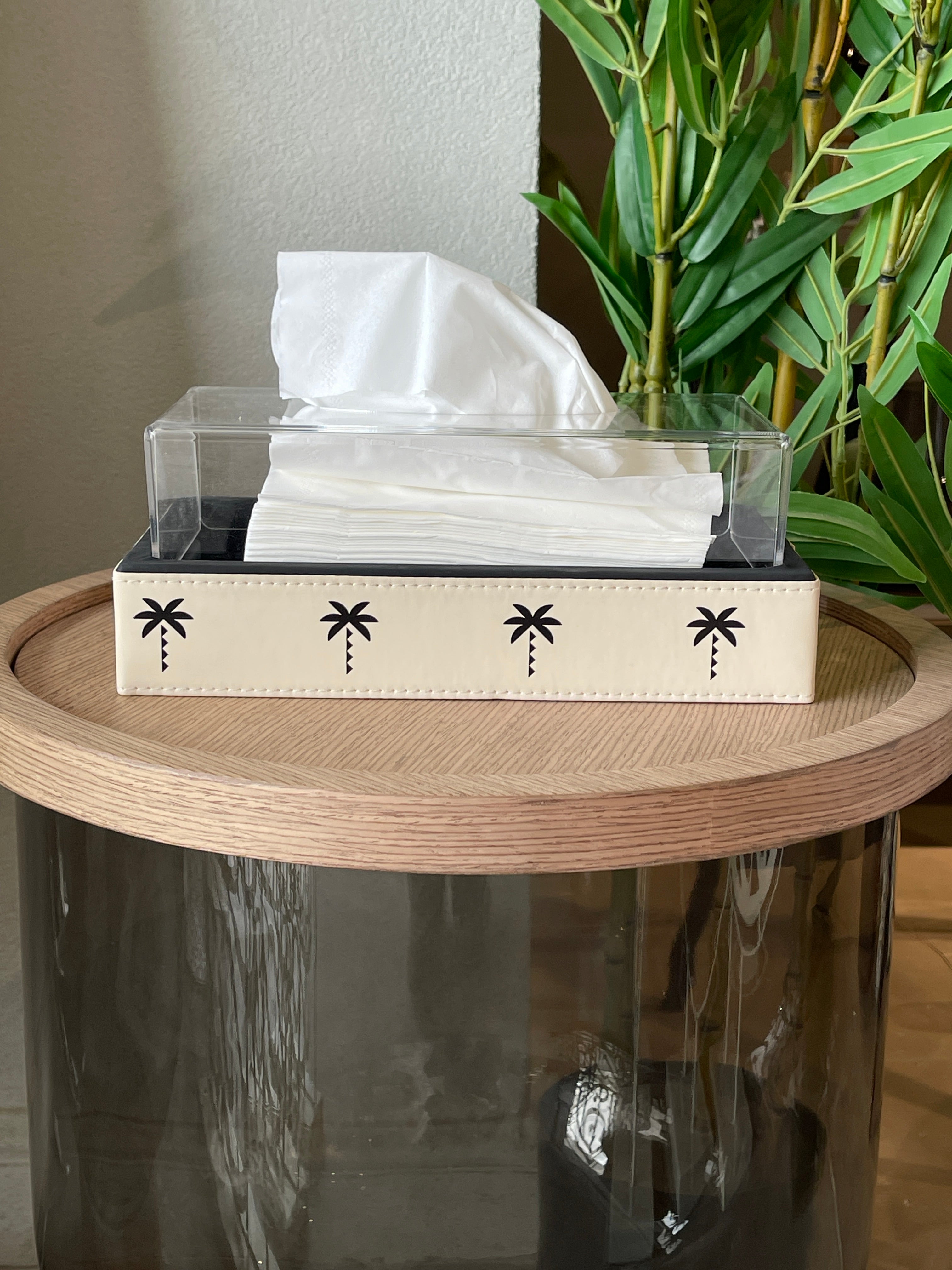 Tissue box