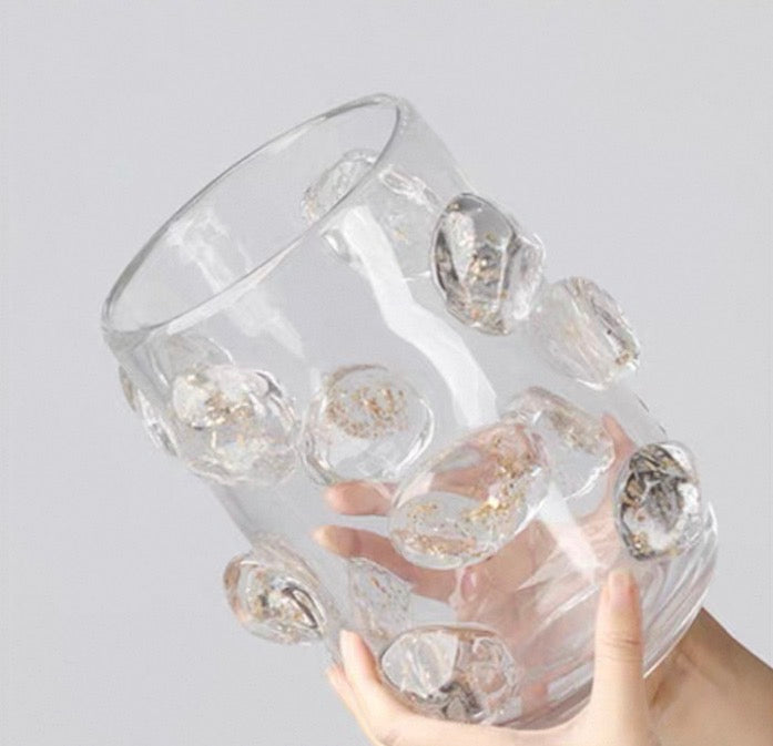 Glass vase