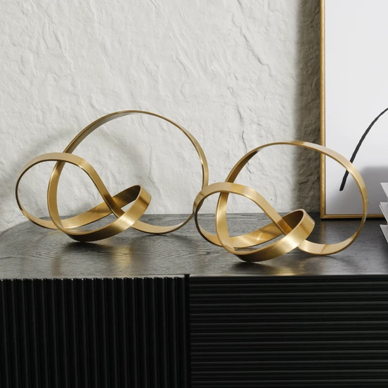 Abstract metal set