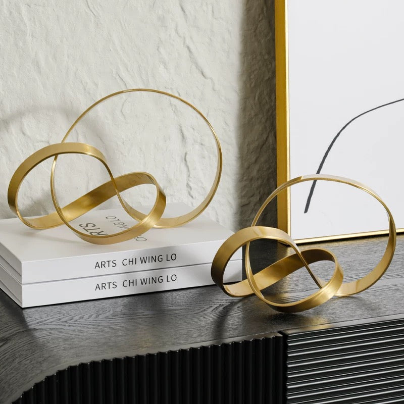 Abstract metal set
