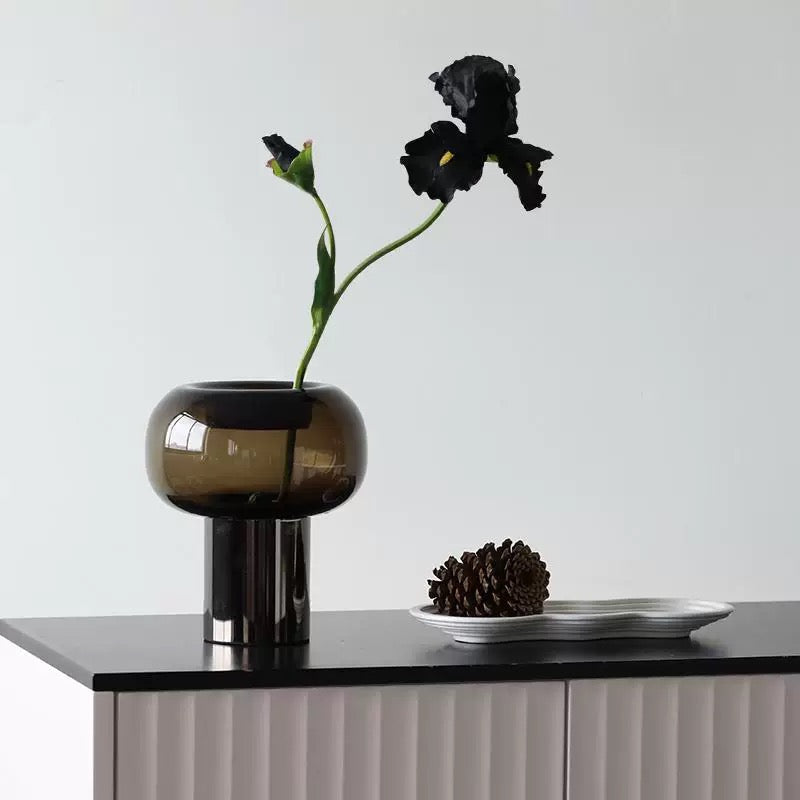 Glass vase