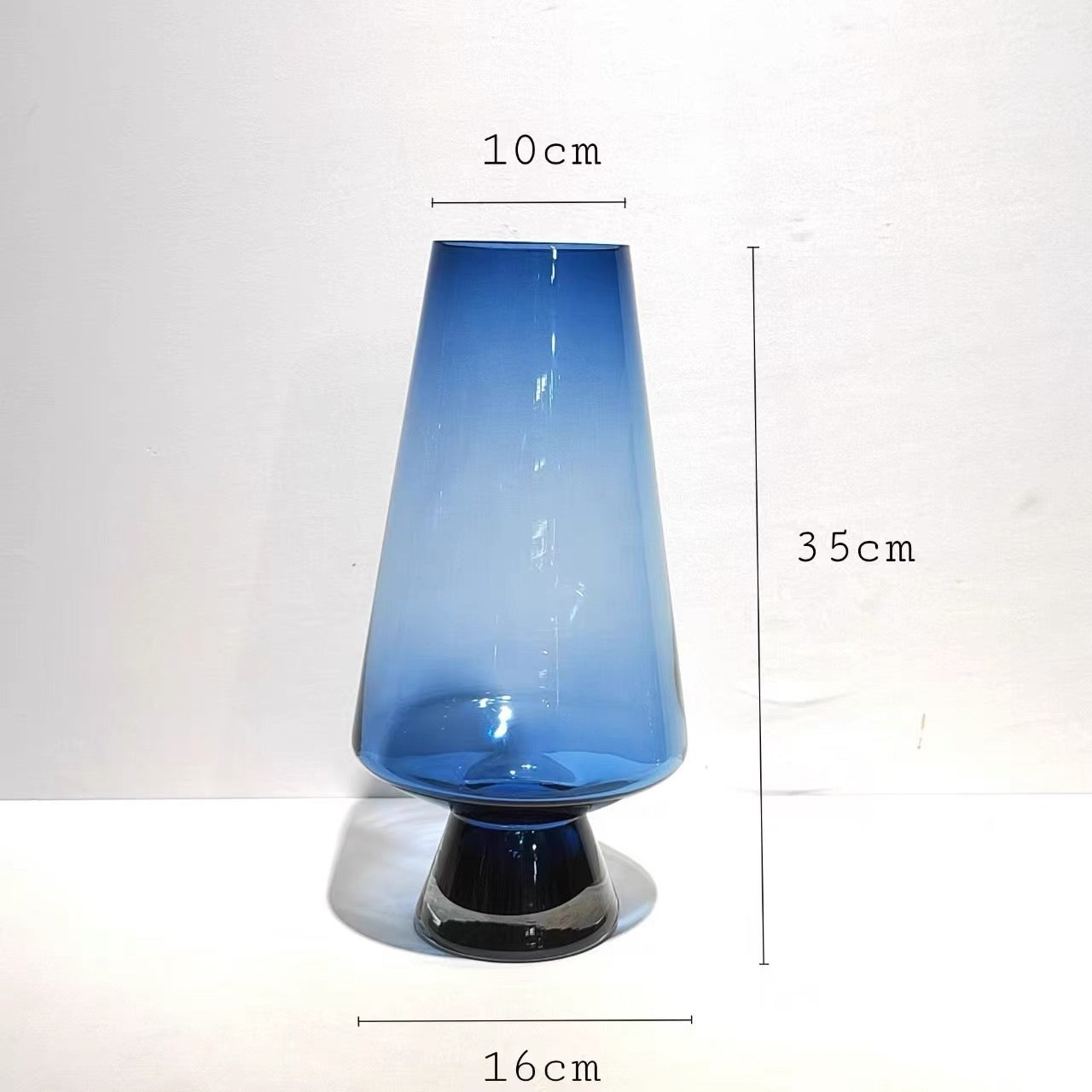 Glass vase
