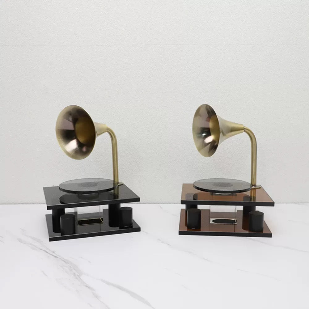 Gramophone glass decoration