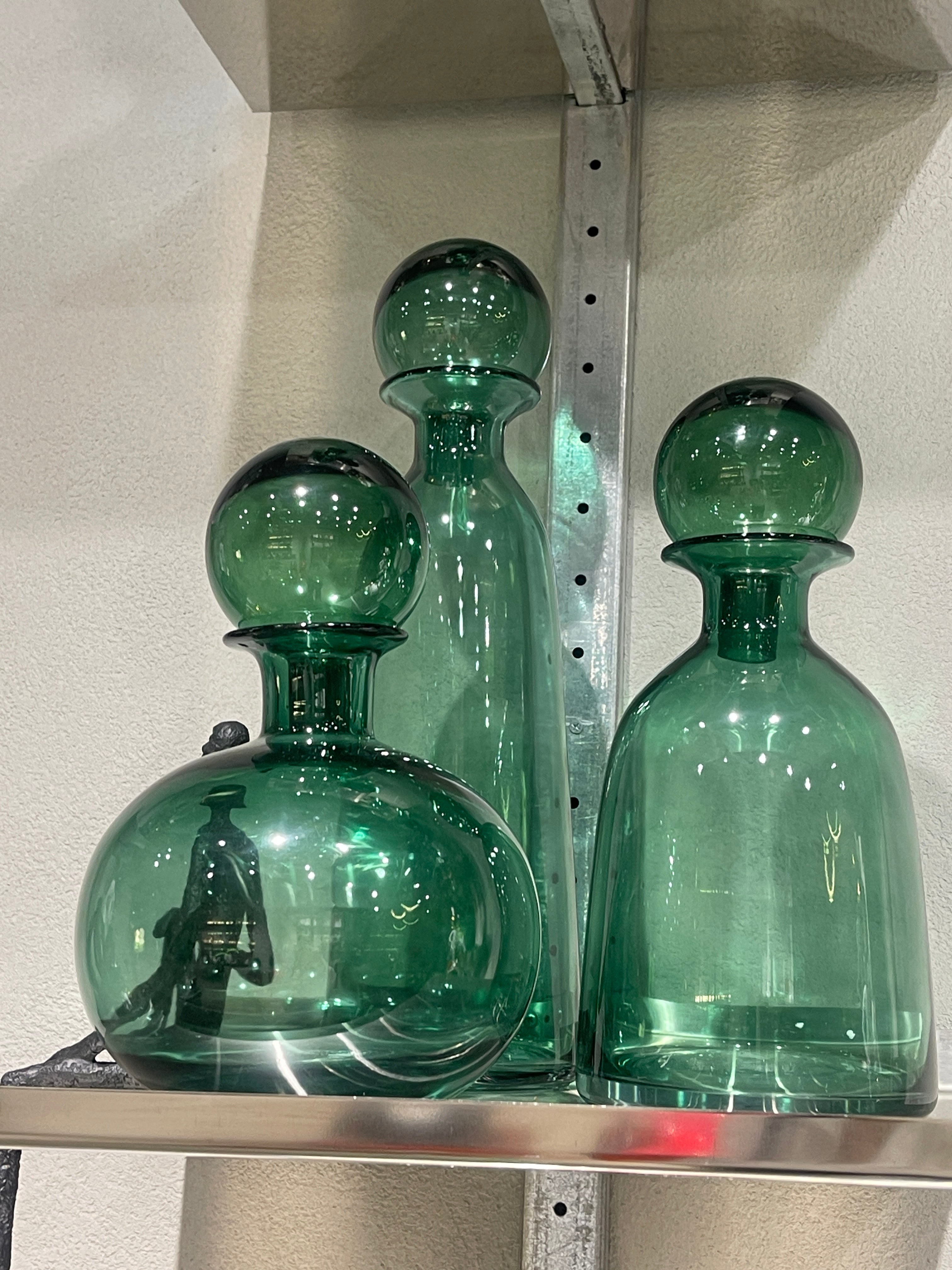 Green glass vase set
